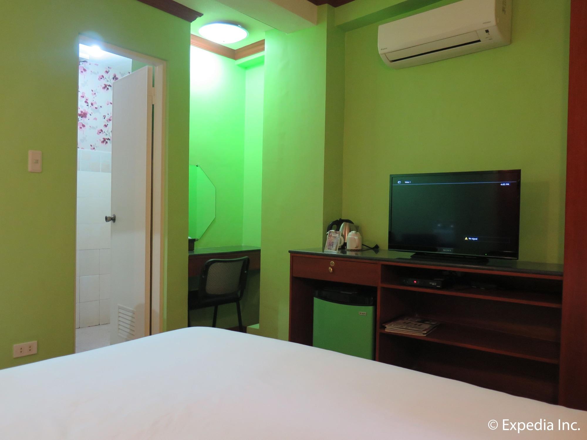Tinhat Halal حلال Certified Boutique Hotel And Restaurant Davao City Esterno foto