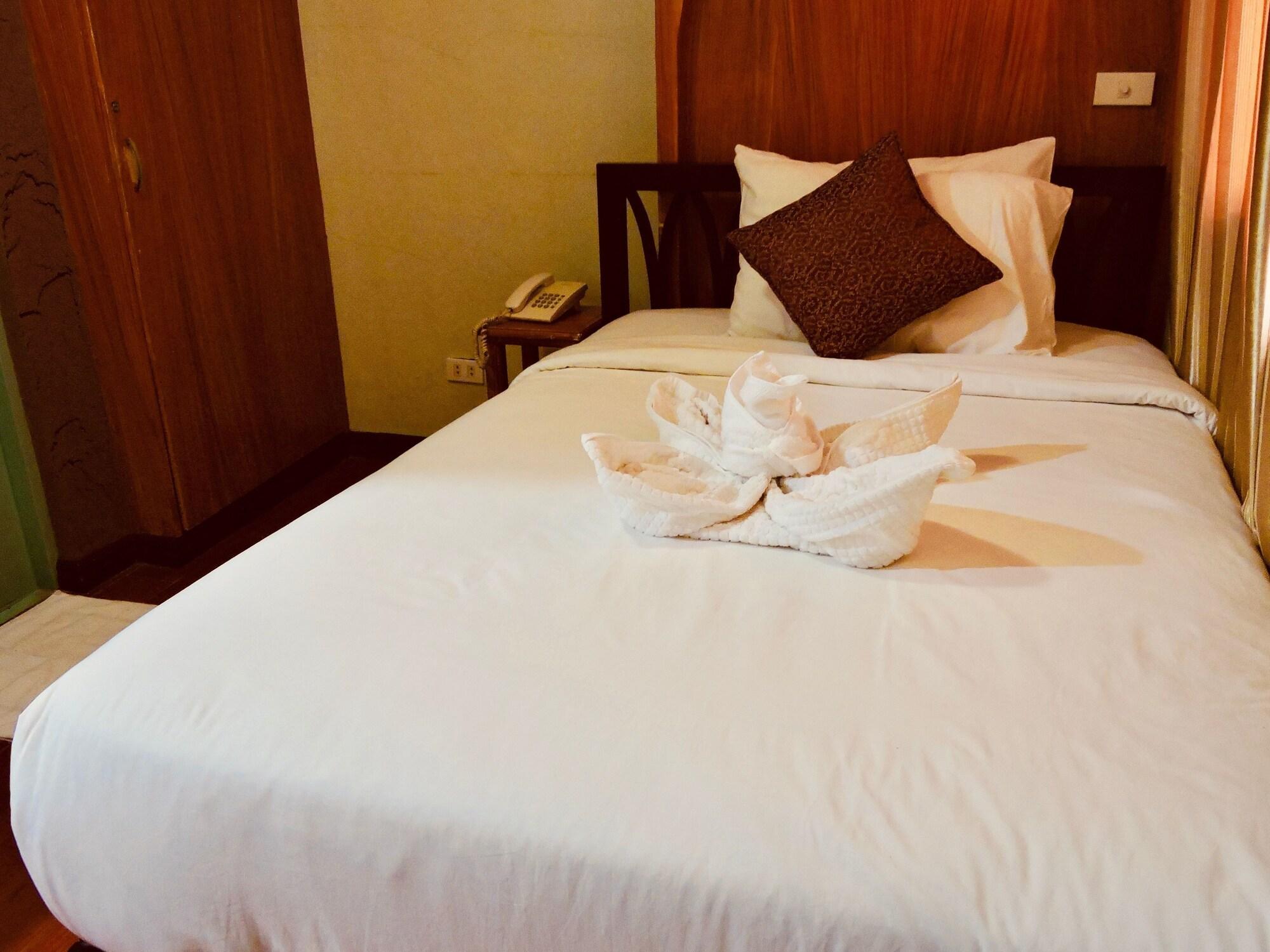 Tinhat Halal حلال Certified Boutique Hotel And Restaurant Davao City Esterno foto