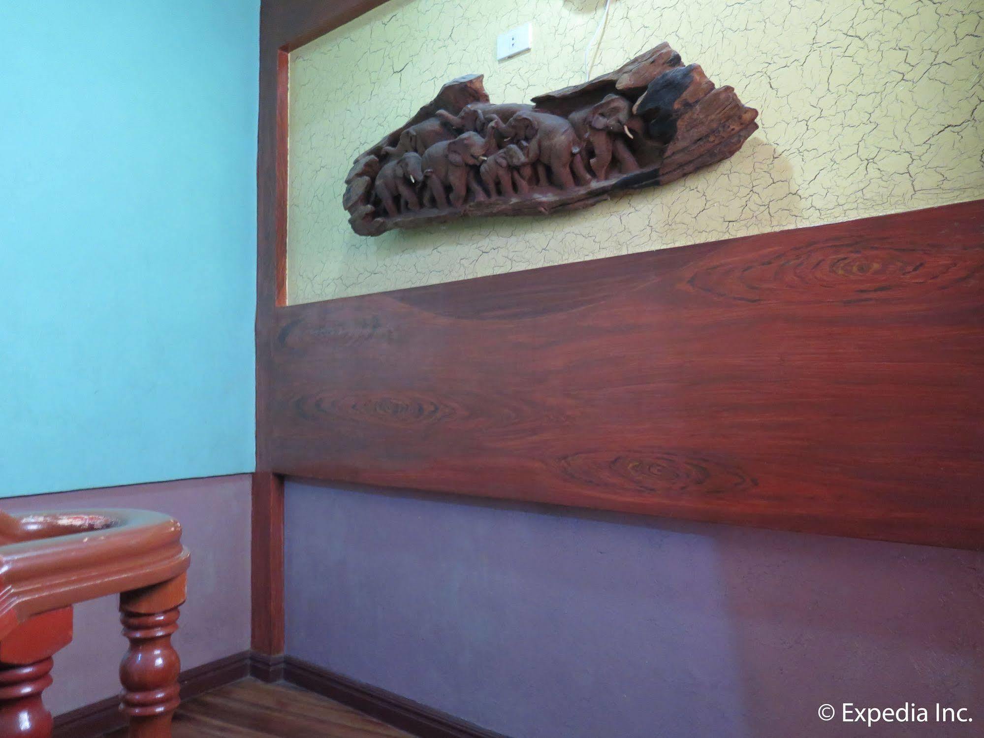 Tinhat Halal حلال Certified Boutique Hotel And Restaurant Davao City Esterno foto
