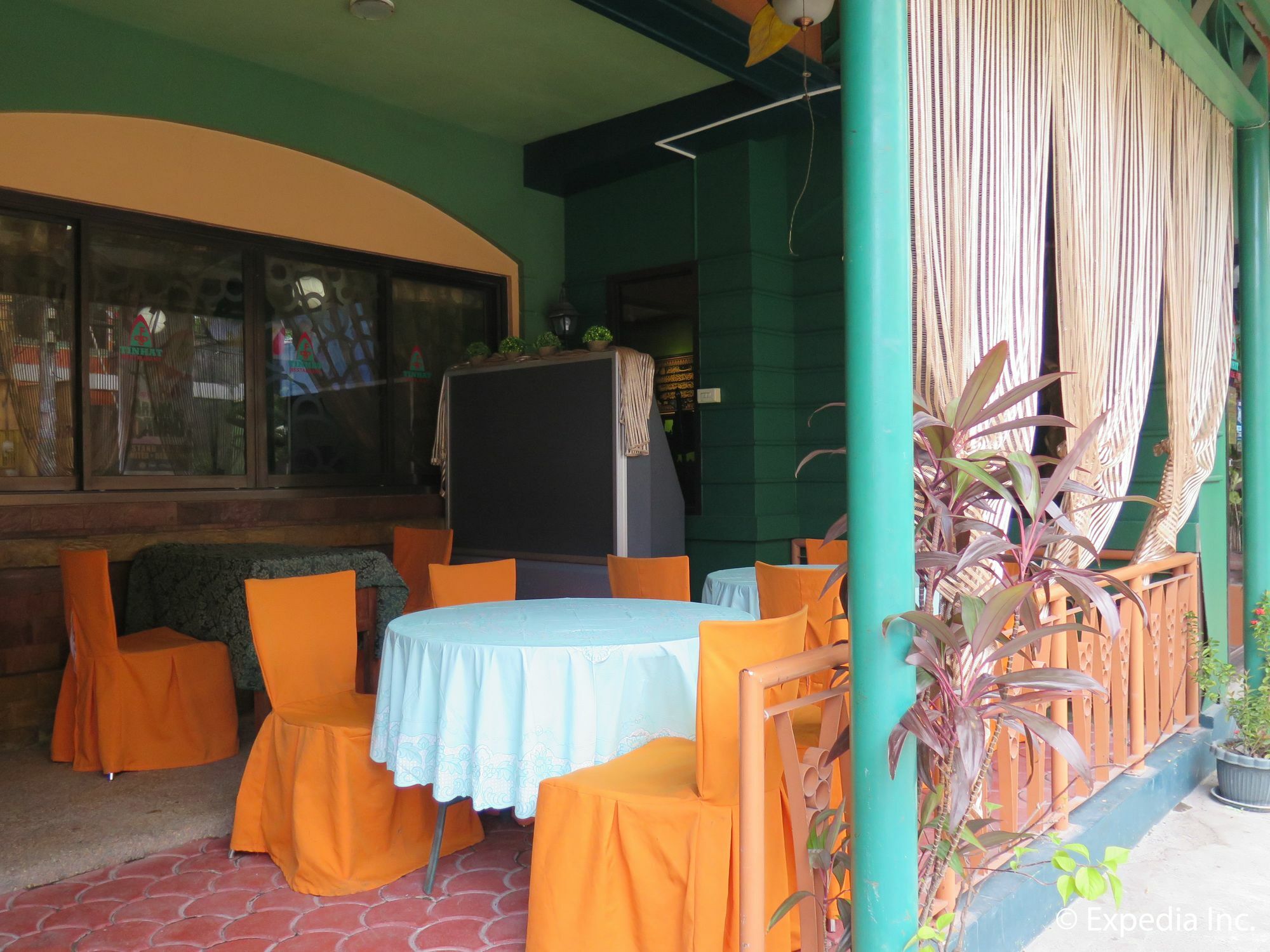 Tinhat Halal حلال Certified Boutique Hotel And Restaurant Davao City Esterno foto