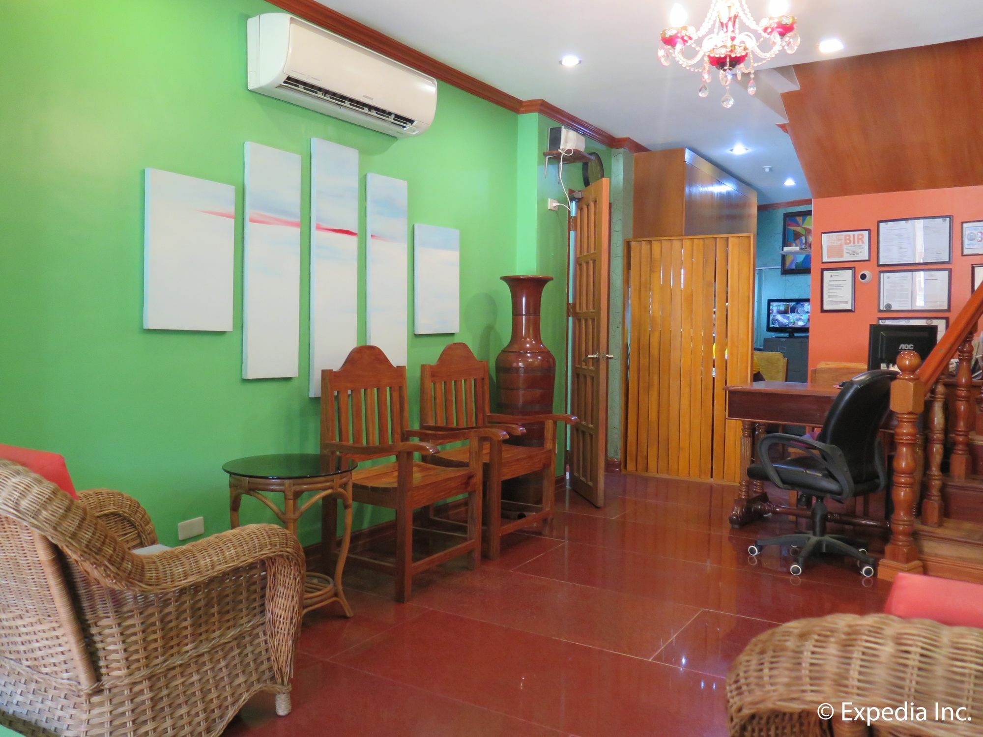 Tinhat Halal حلال Certified Boutique Hotel And Restaurant Davao City Esterno foto